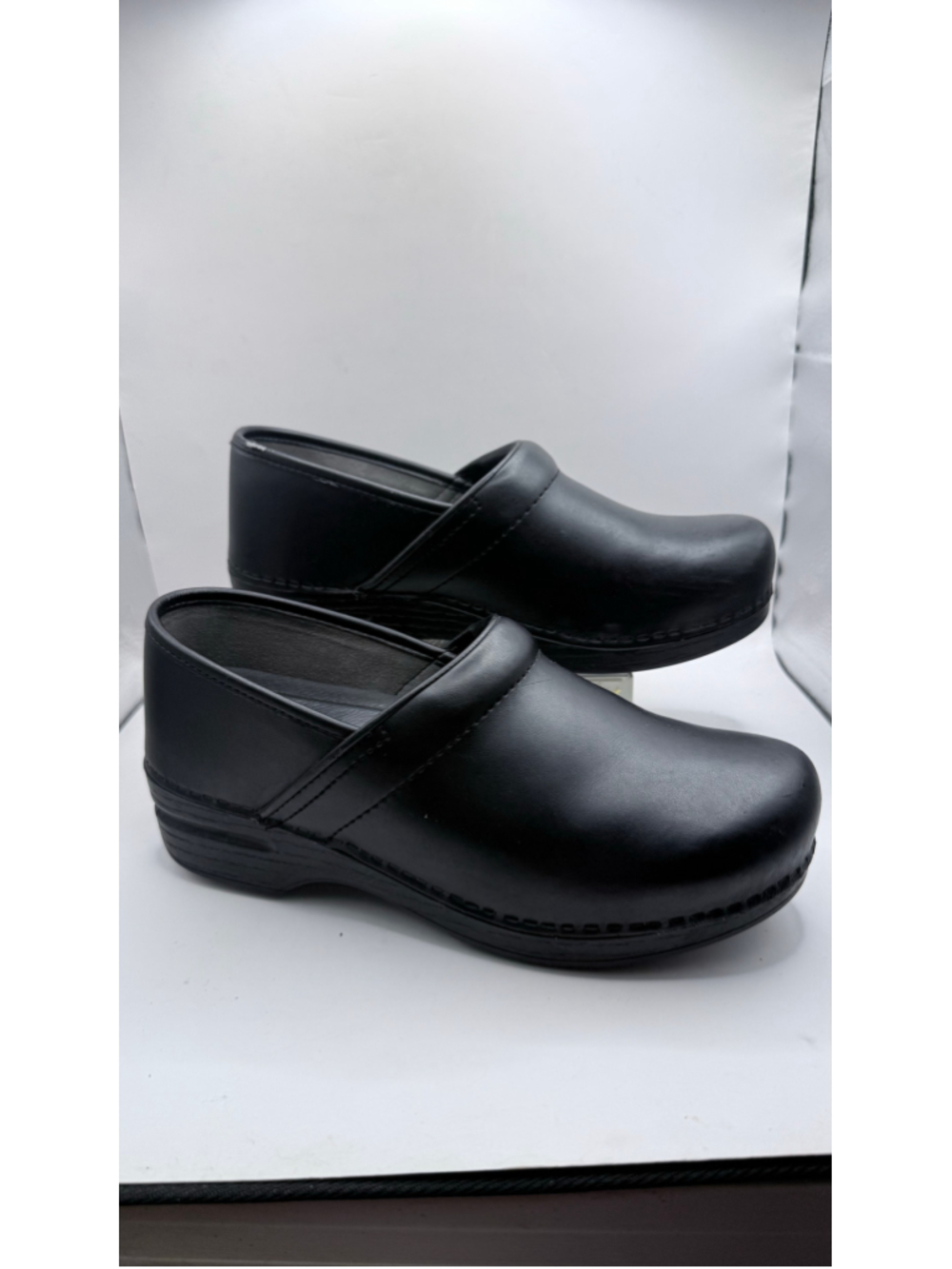 Women's Dansko Clogs Black Size 9.5